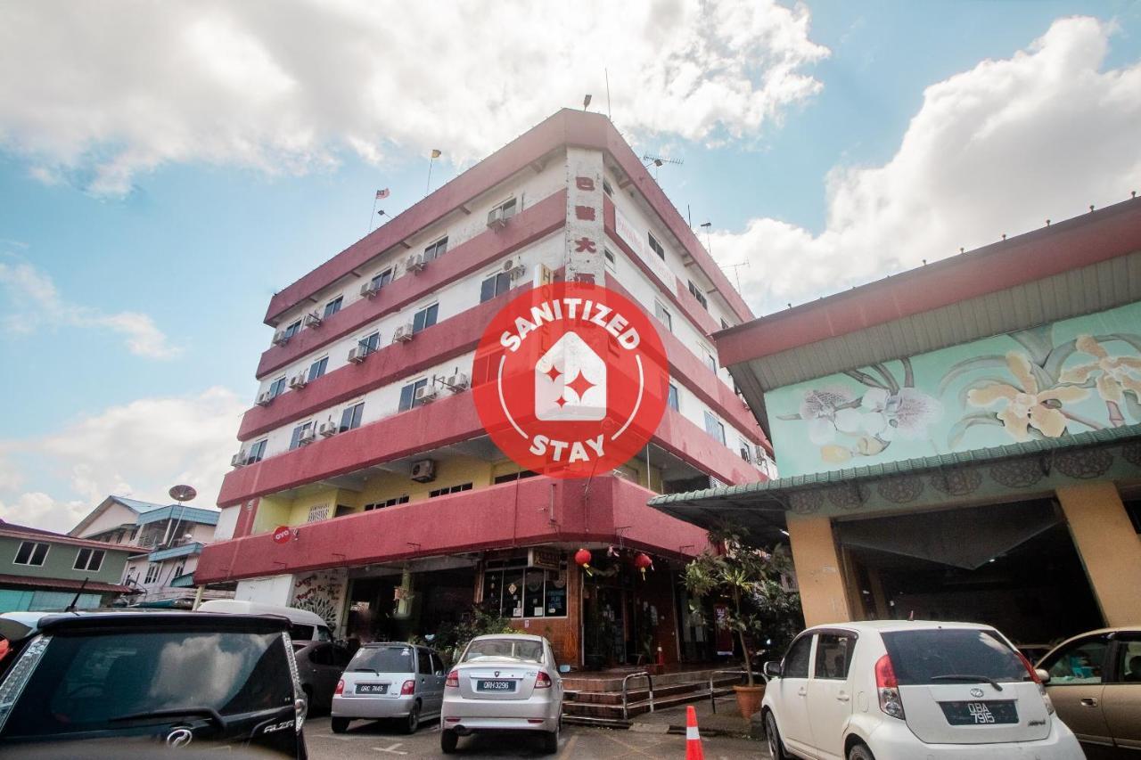 Oyo 90124 Payang Puri Baru Hotel Sarikei Экстерьер фото
