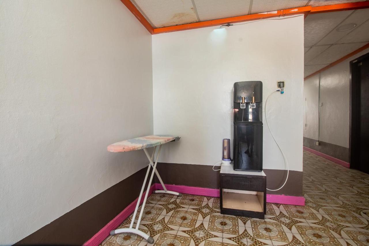 Oyo 90124 Payang Puri Baru Hotel Sarikei Экстерьер фото