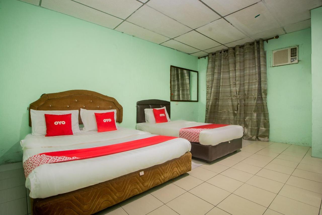 Oyo 90124 Payang Puri Baru Hotel Sarikei Экстерьер фото