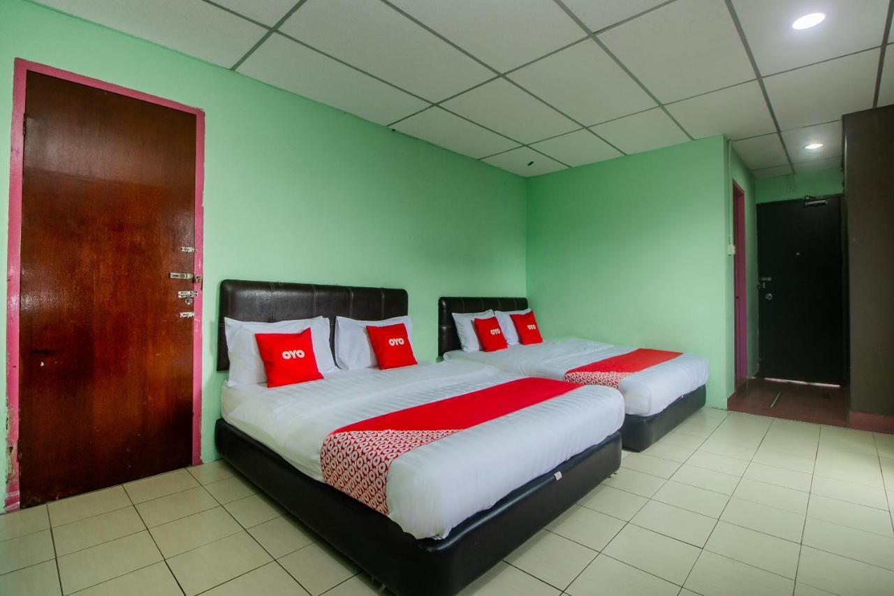 Oyo 90124 Payang Puri Baru Hotel Sarikei Экстерьер фото