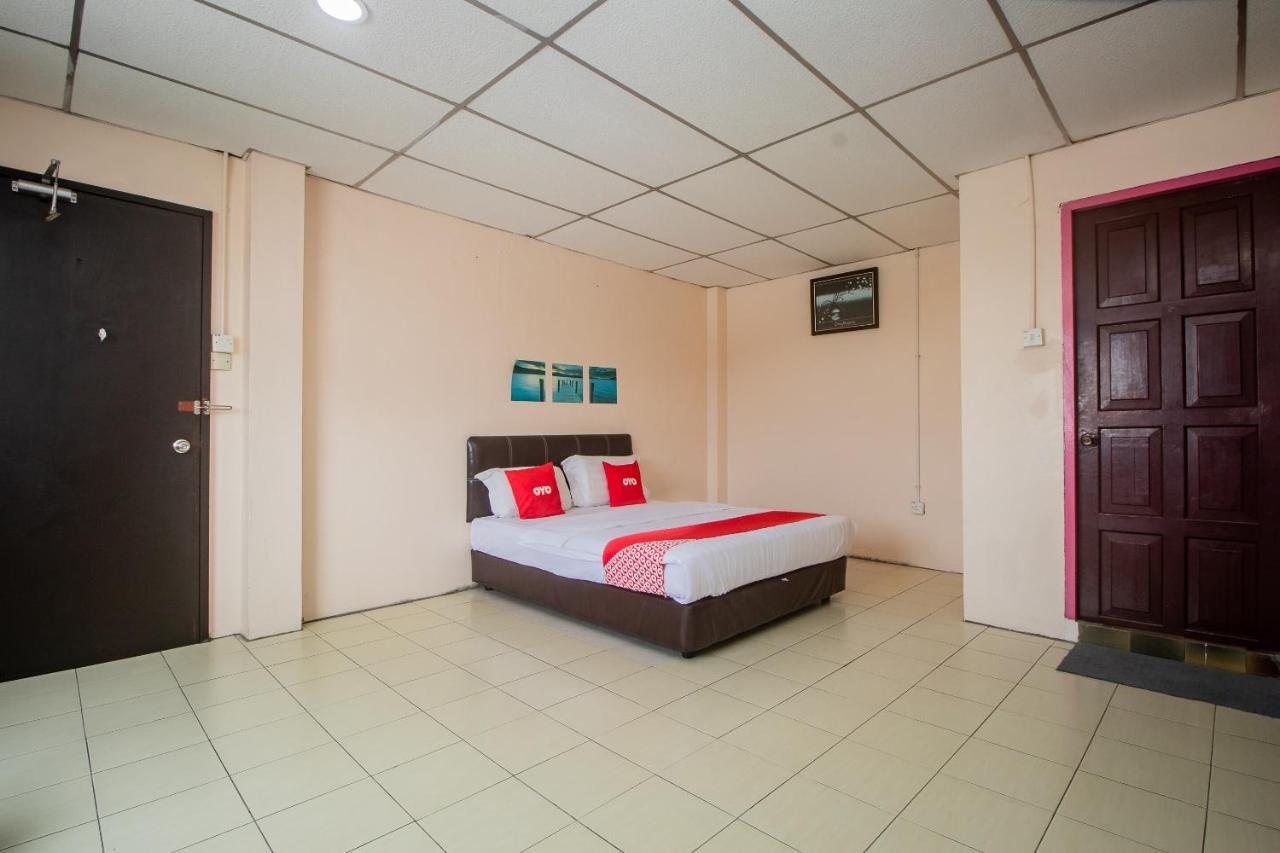 Oyo 90124 Payang Puri Baru Hotel Sarikei Экстерьер фото