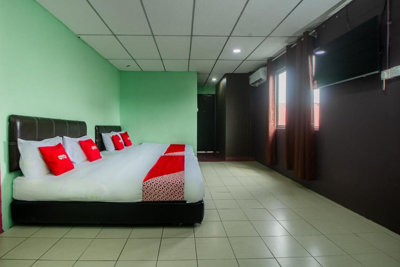 Oyo 90124 Payang Puri Baru Hotel Sarikei Экстерьер фото